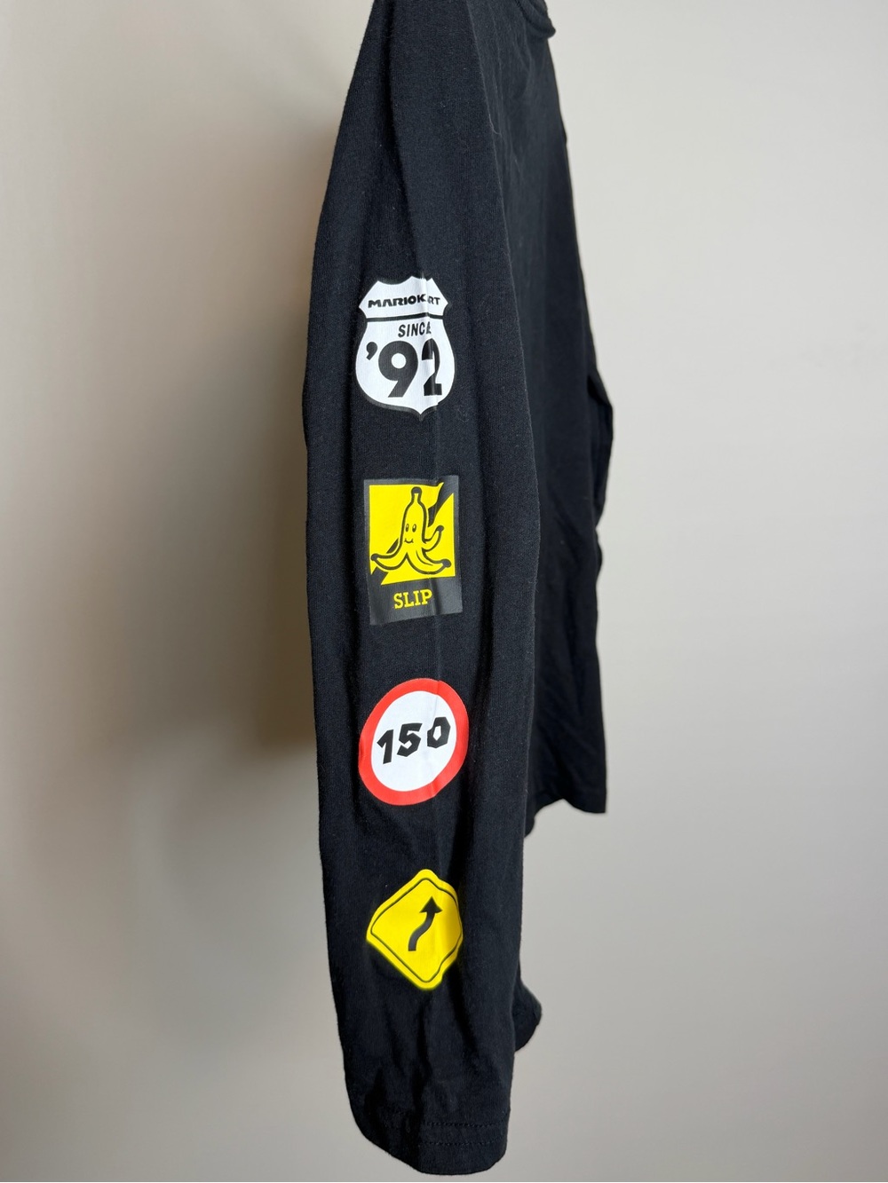 Boys' Super Mario Kart Long Sleeve Graphic T-Shirt - Black size kids xs - Picture 2 of 4